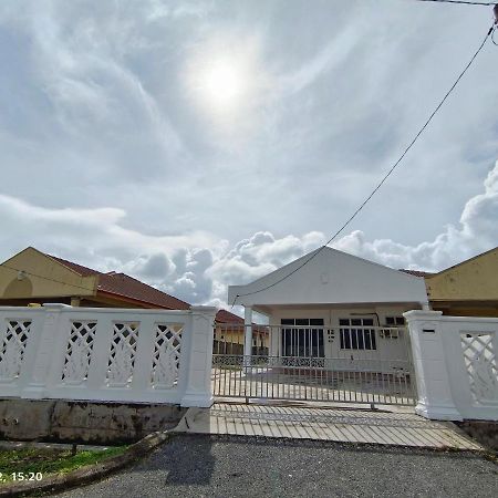 Seaview Promenade Homestay Dungun Dış mekan fotoğraf